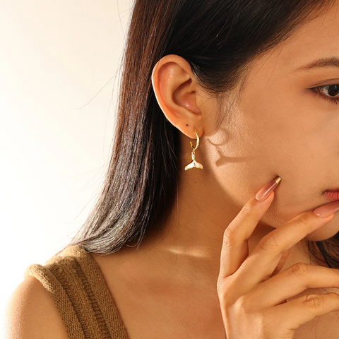 Maré Tail Drop Earrings