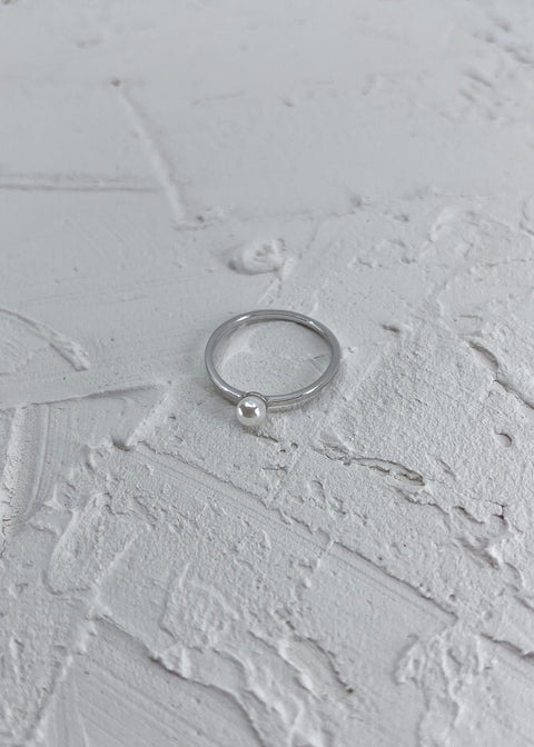 Sol Pearl Ring