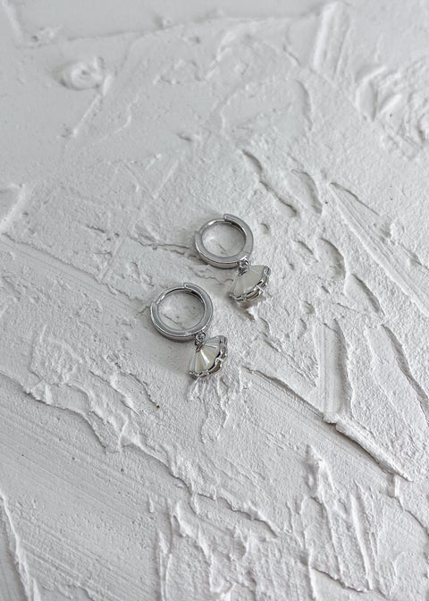 Solea Shell Drop Earrings